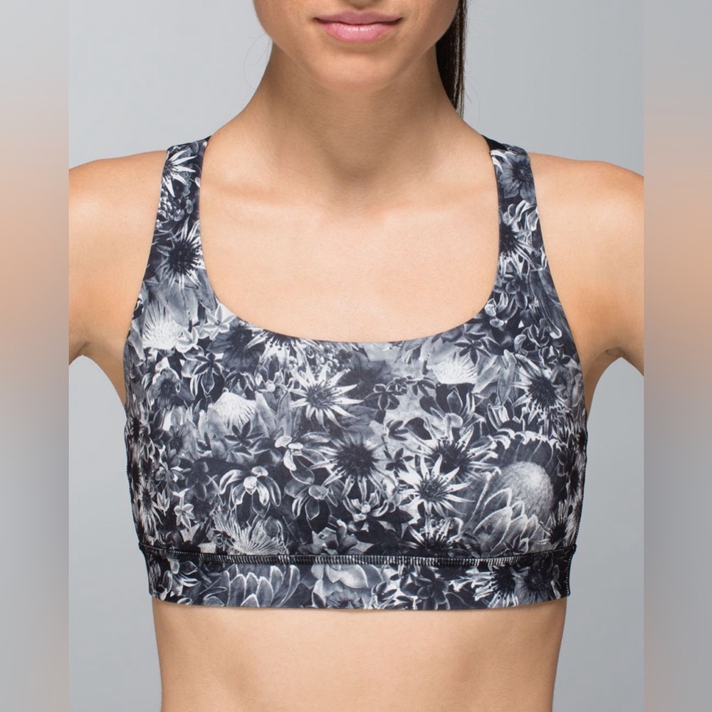 EUC lululemon energy sports bra